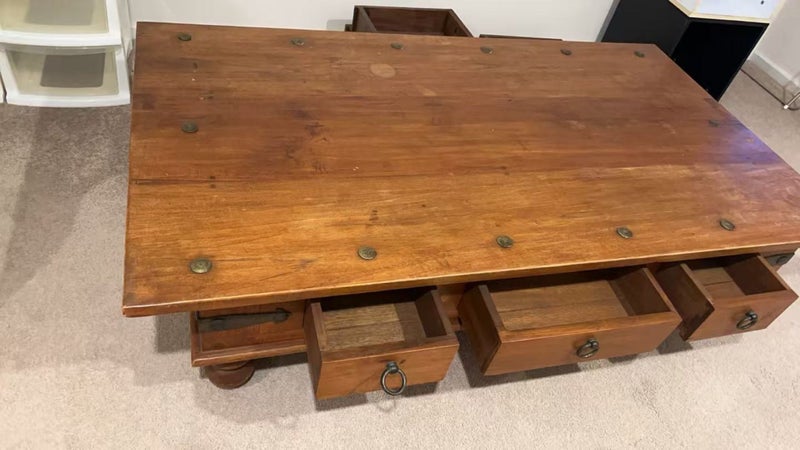 Solid wood tea table Carousel 2