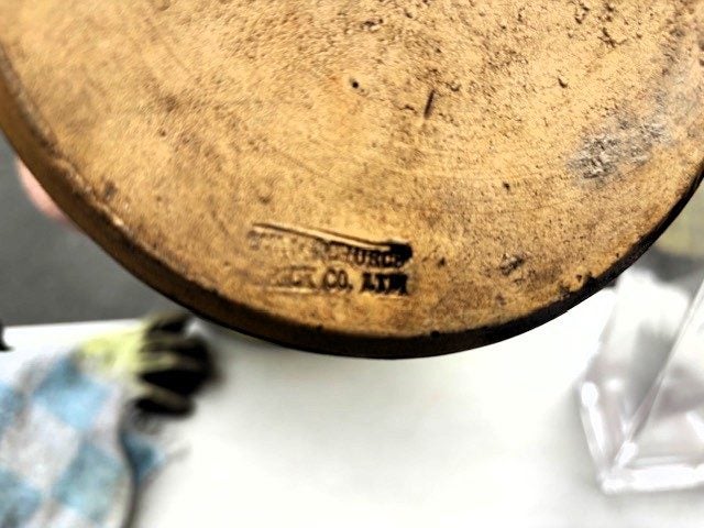 Four larger vases: glass, ceramic, pottery; various shapes (2171AP) Carousel 6