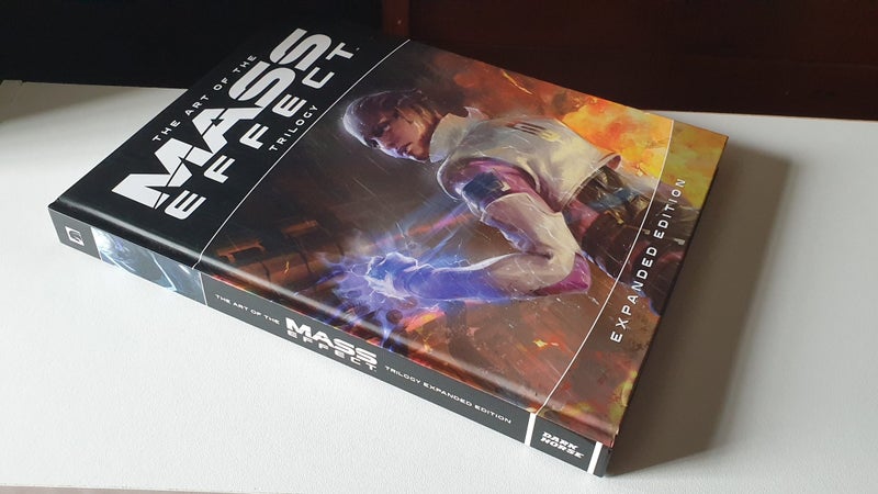 The Art of the Mass Effect Trilogy (Dark Horse) Carousel 1