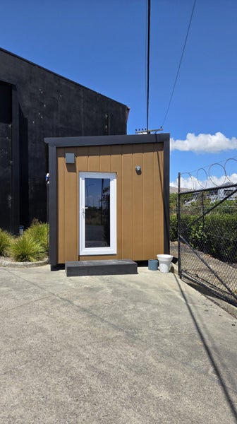 $1 Reserve High Performance Studio/Cabin Carousel 2