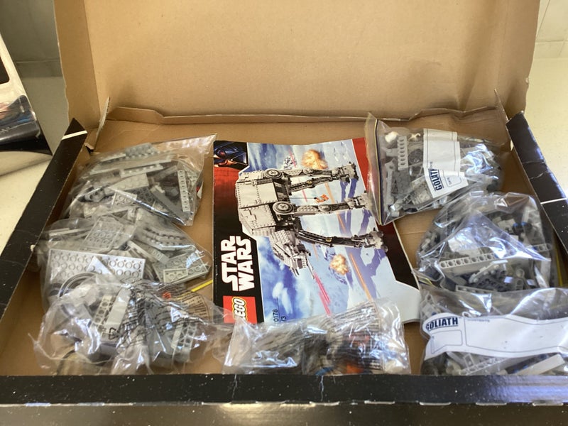 Star Wars Lego 10178 AT - AT Walker Carousel 2