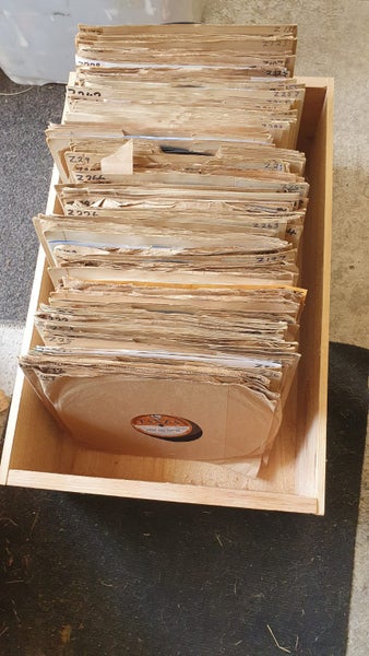 TANZA 78's - bulk collection Carousel 4