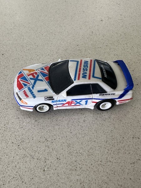 AFX TOMY NISSAN GTR #1 AFX RESERVE REDUCED Carousel 1