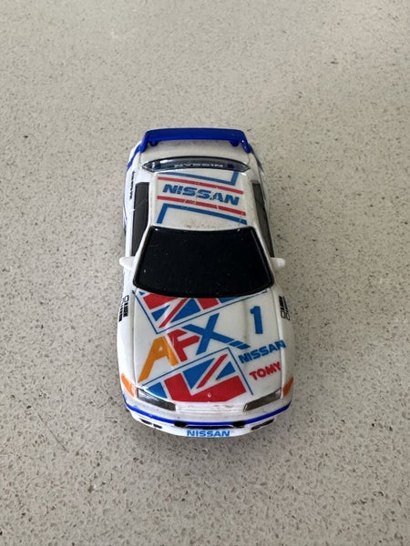 AFX TOMY NISSAN GTR #1 AFX RESERVE REDUCED Carousel 2