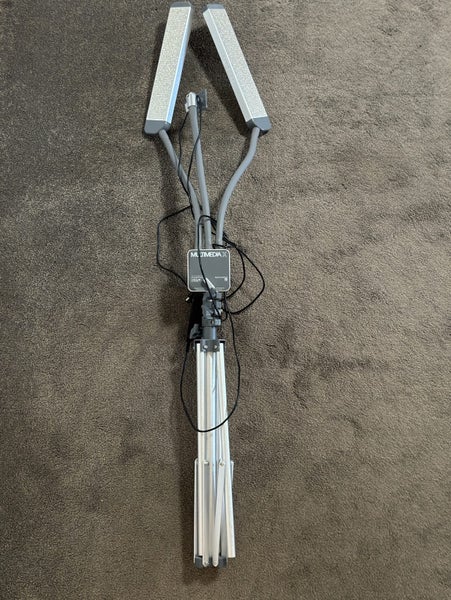 Led Beauty Light For Makeup, Eyelash Extensions or Salon Spa Studio Carousel 2