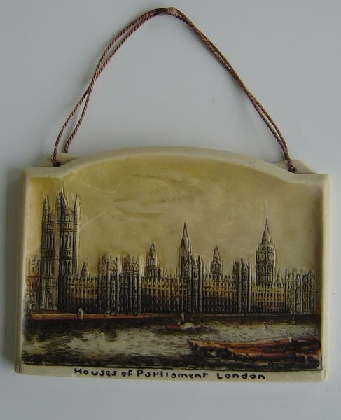 Vintage Osborne Ivorex Houses of Parliament Plaque Carousel 1