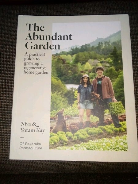 The Abundant garden Carousel 1