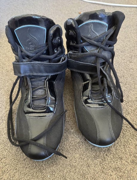 Ryderwear shoes - size US10 Carousel 1