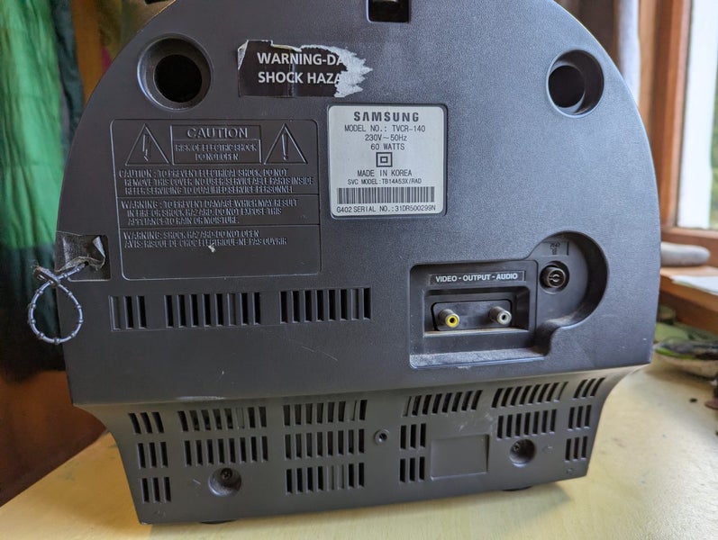 SAMSUNG TVCR-10 VCR player Carousel 3