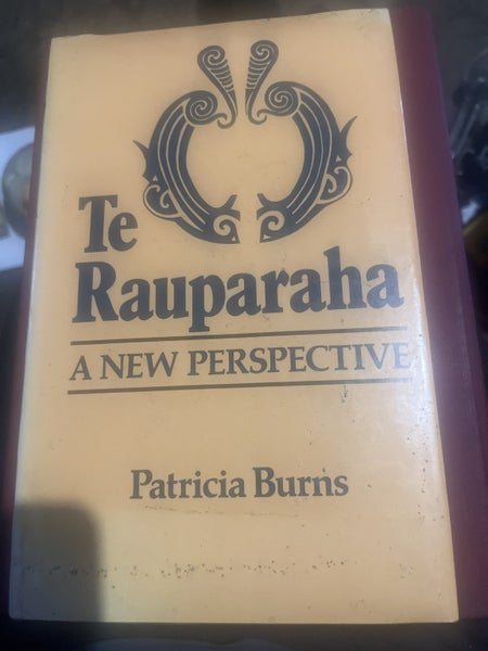 TE RAUPARAHA A NEW PERSPECTIVE PATRICIA BURNS Carousel 1