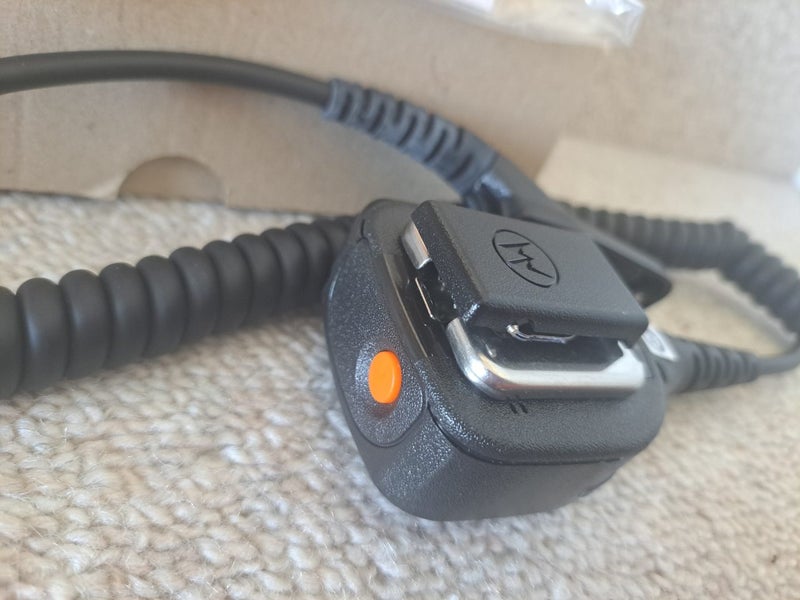MOTOROLA PMMN4025A Microphone Carousel 2