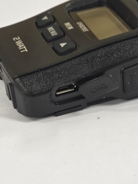 Uniden UHF CB Handheld 80 Channel UH820S Carousel 9