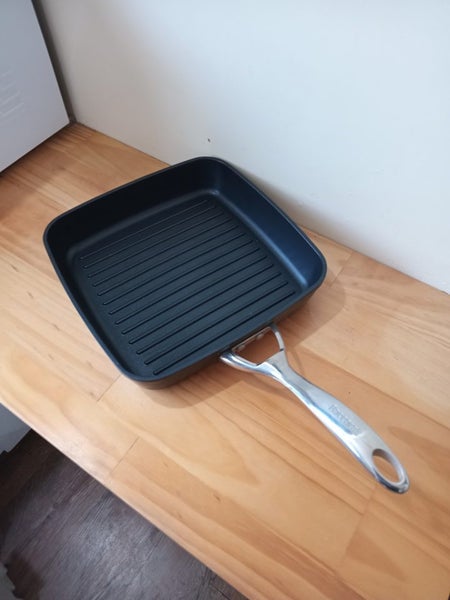 Baccarat id3 hard anodised griddle grill frying pan (26cm) Carousel 1