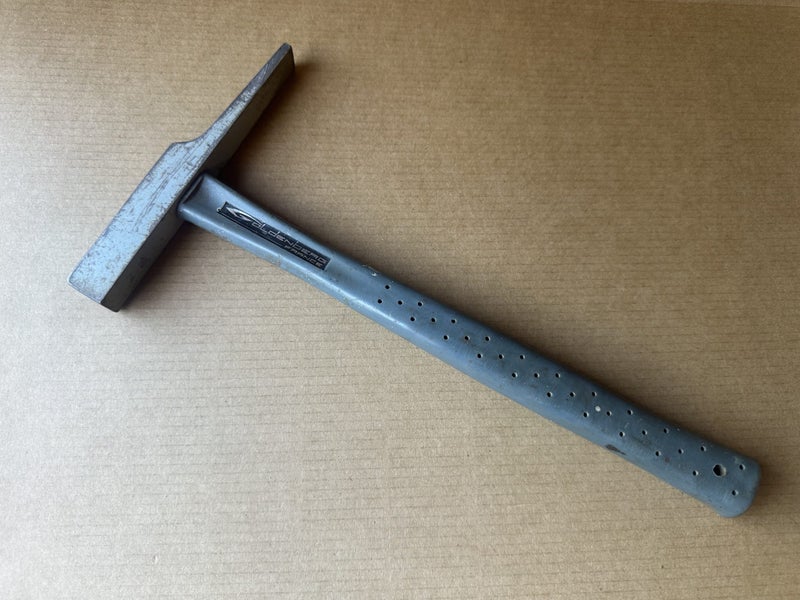 Goldenberg France hammer Carousel 1