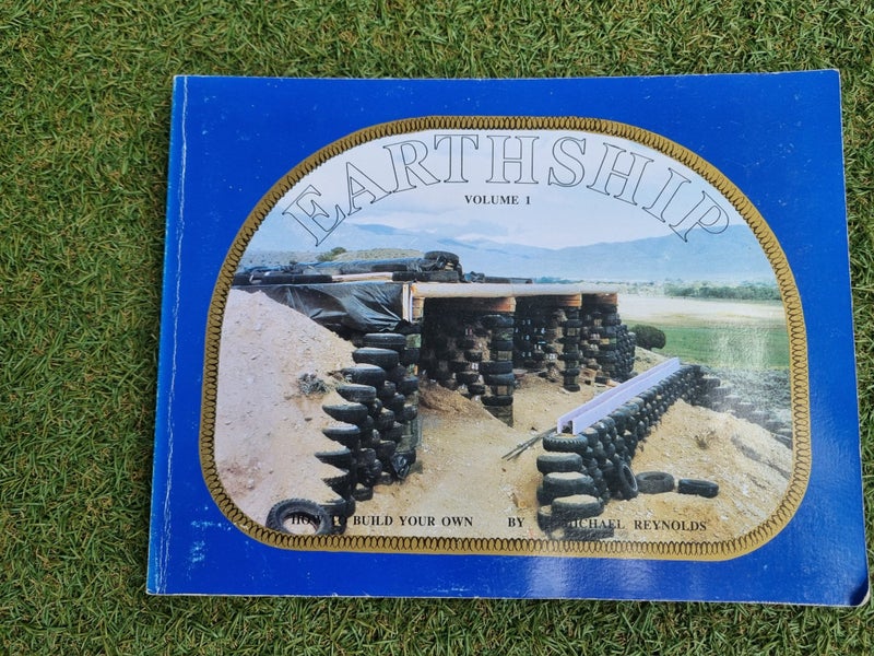 Complete Earthship Collection by Michael Reynolds, 4x large books, rare! Carousel 2