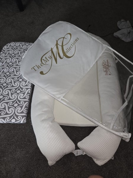 Baby sleep pod/nest Carousel 4