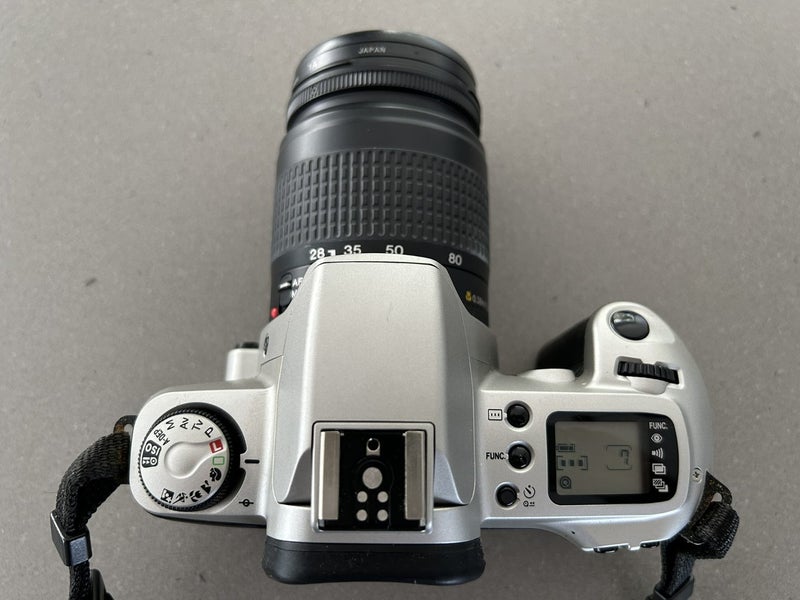 Canon EOS 500N Camera Carousel 2