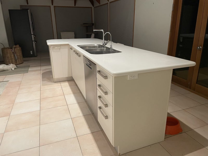Corian kitchen benchtops Carousel 2