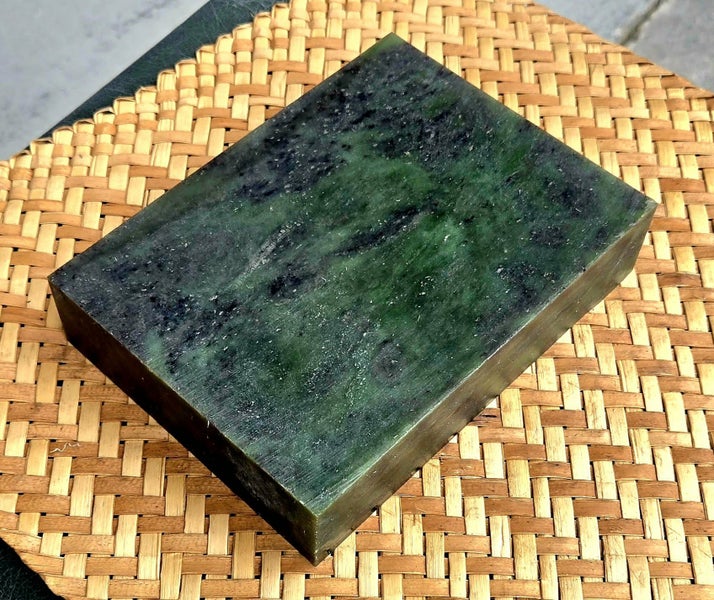 Genuine NZ Pounamu/Greenstone Rough Block Carousel 1