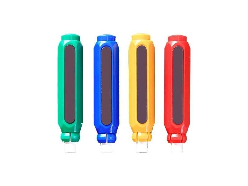 4pcs Magnetic Chalk Holder Chalk Clip Not Dirty Hand Plastic Extender School Carousel 4
