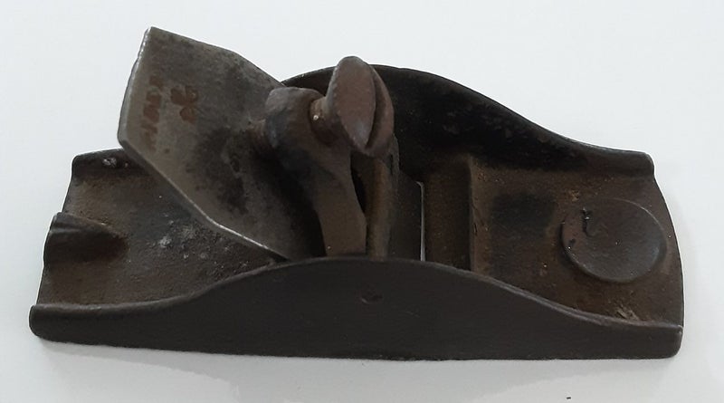 Small Hibernia hand plane, manufactured by Marples Carousel 1