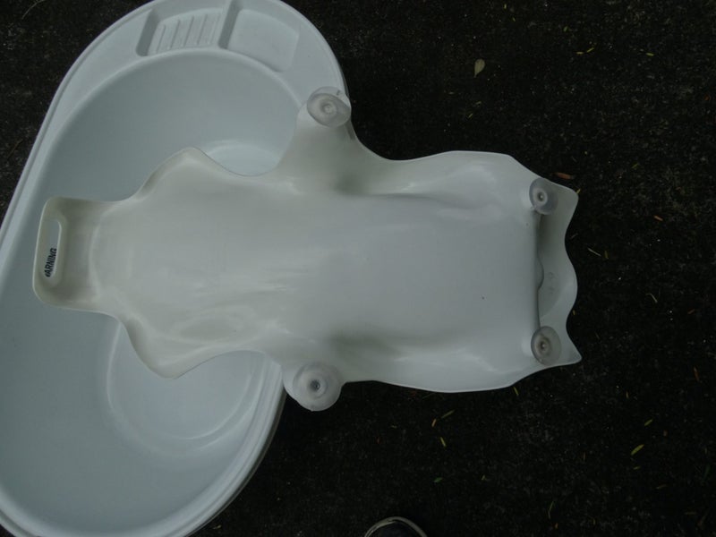 Wash you new born with ease - New Born Baby Bath with cradle Carousel 4