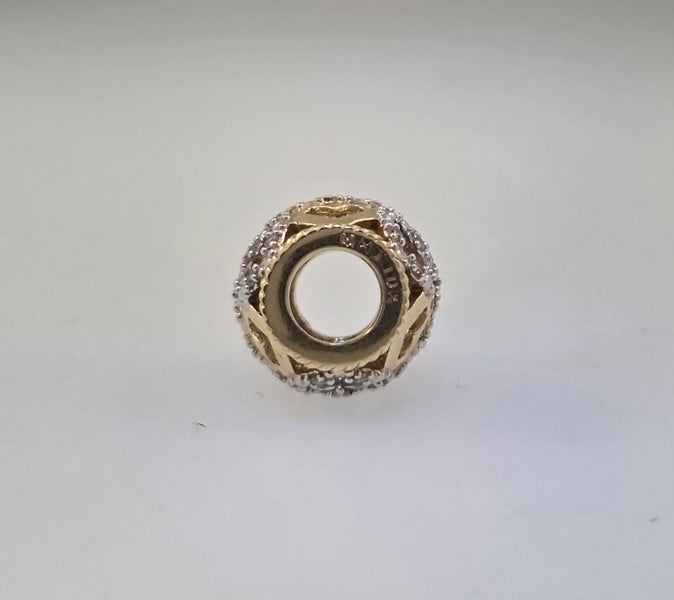 MHJ 10k Diamond Heart Charm Carousel 2