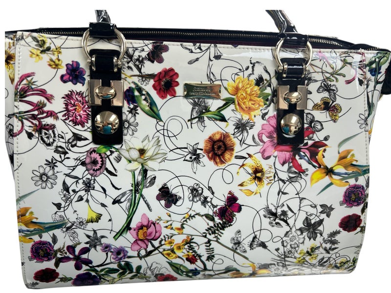 SERENADE HANDBAG Carousel 2