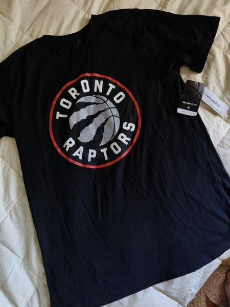 Toronto Raptors unworn NBA Stores basketball T-shirt Carousel 1