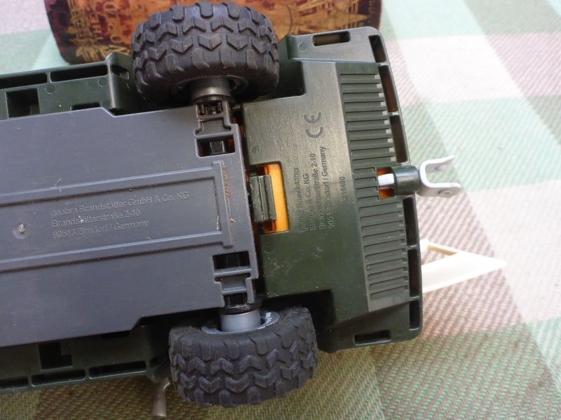 Awesome Old Vintage Playmobil Wild Life Safari Truck Toy Carousel 11