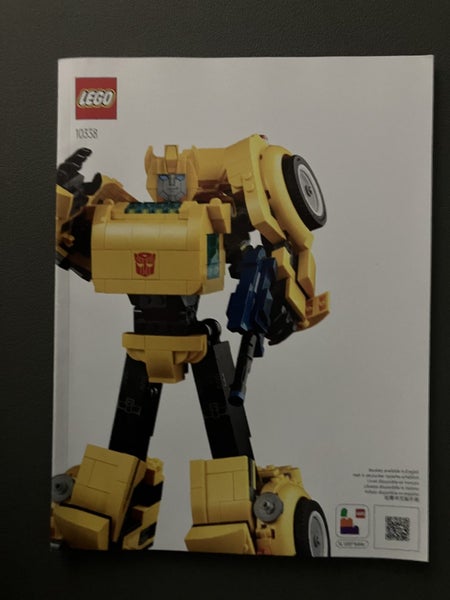 LEGO Transformers Bumblebee 10338 Carousel 1