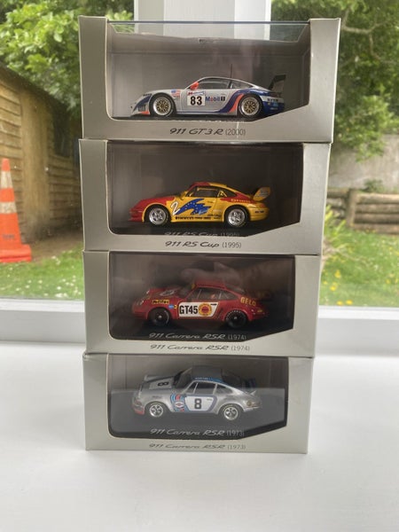 Porsche Cup Car & RSR Model Series Carousel 1