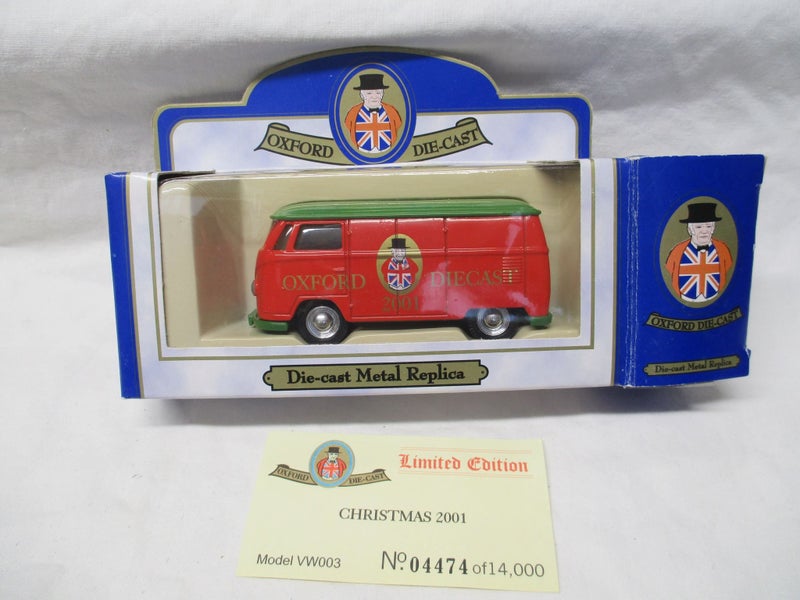 TY5 962 - Oxford Diecast model toy - Volkswagen Christmas 2001 Carousel 1
