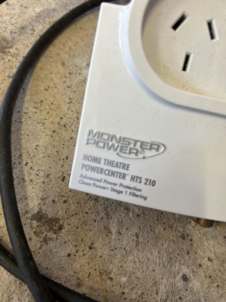 Home Theater power center hts 210 Carousel 2