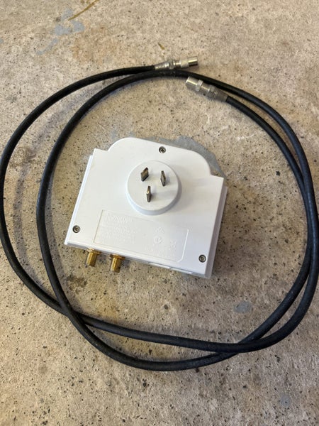 Home Theater power center hts 210 Carousel 6