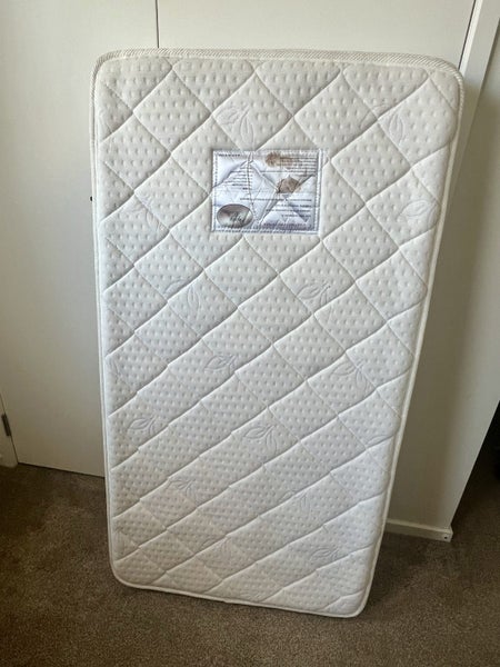 COT MATTRESS Carousel 1