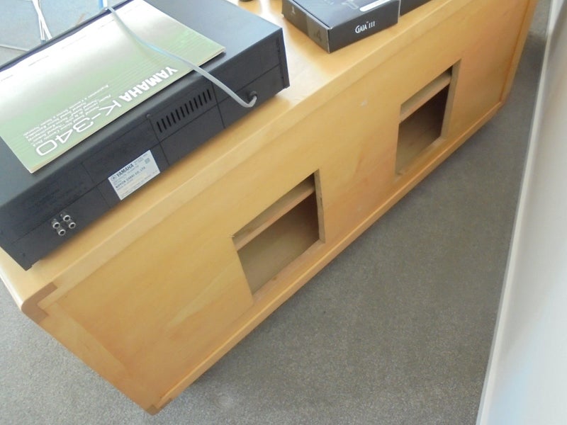 Custom made HiFi & Entertainment Unit Carousel 6