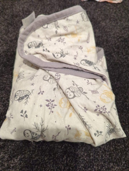 Miracle Baby Wrap Carousel 1