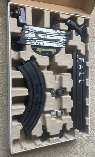 SKYFALL CAR RACING SET- 50 YEARS OF 007 Carousel 2