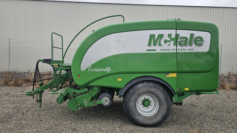 2013 McHale Fusion 3 Carousel 1