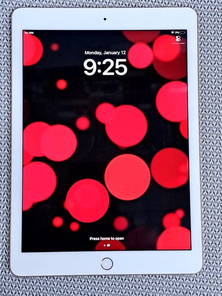 Apple iPad Pro 9.7" 128GB Wi-Fi + Cellular Rose Gold Carousel 2