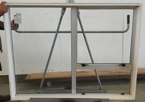 Silver Aluminium Awning Window H1200 x W1600 DR14780 Carousel 2