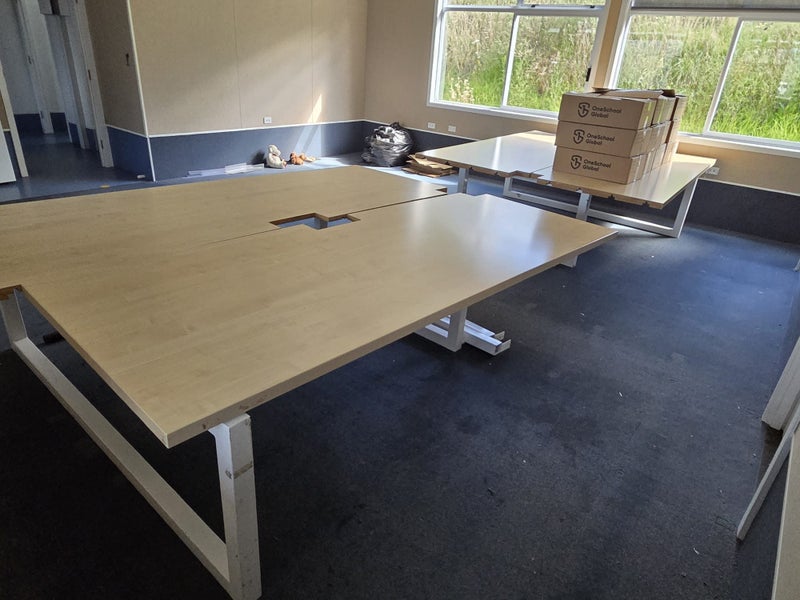 Mixed Shelves/Racking/Desk Carousel 1