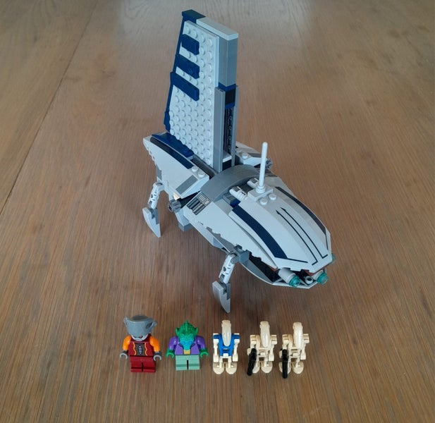 $1 RESERVE RARE LEGO STAR WARS SET SEPARATIST SHUTTLE 8036 Carousel 1