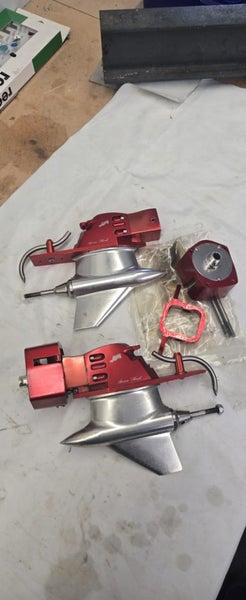 Rc sterndrive Carousel 1