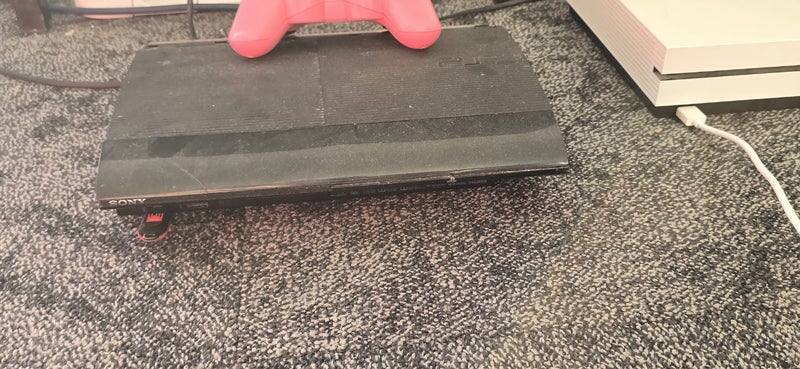 Playstation 3 console 250gb jailbroken Carousel 1