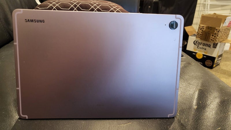 Samsung Galaxy S9 FE Lilac 128gb Tablet WITH S PEN Carousel 1