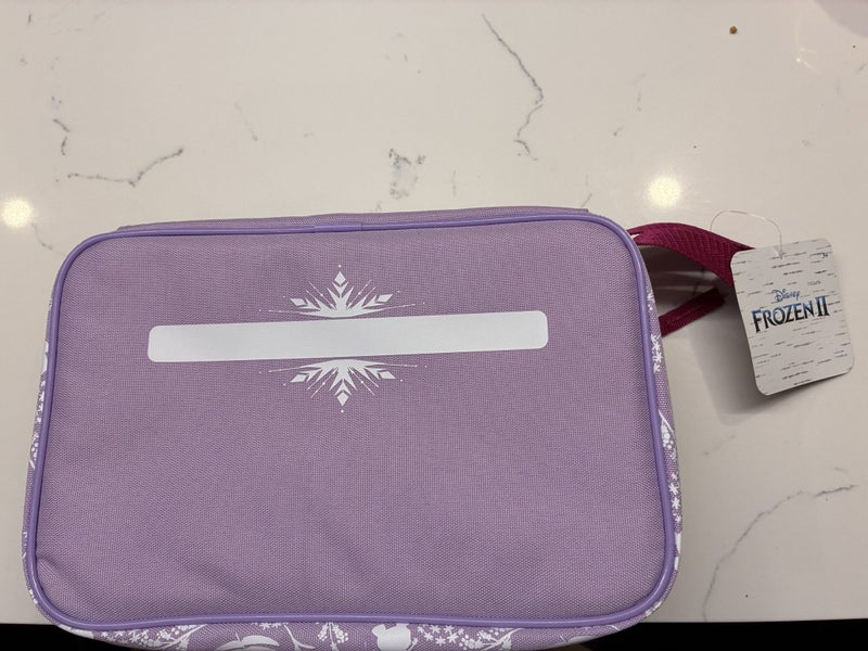 Zak! Frozen ( Elsa and Anna) insulated lunch bag Carousel 3