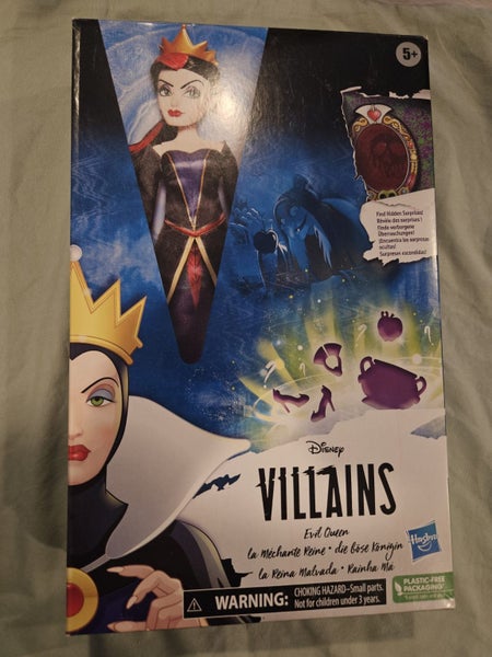 Disney Villains Evil Queen Doll Carousel 1