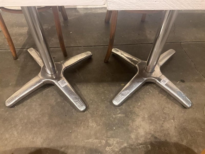 2 Tables & 4 Chairs Carousel 4